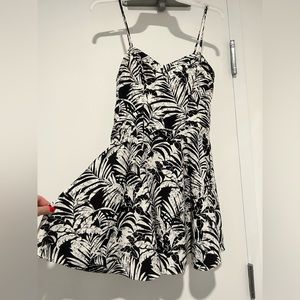 White and black skater style mini dress; size 0